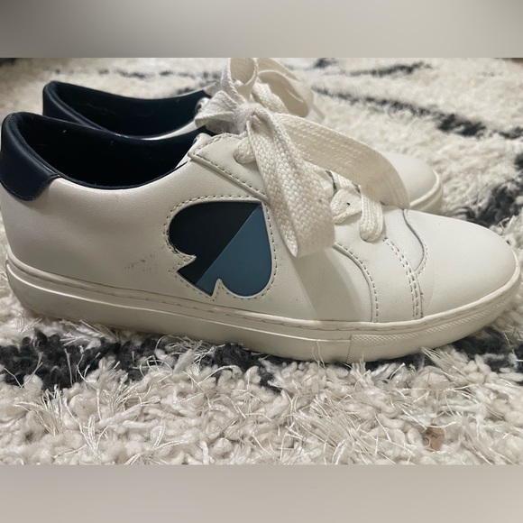 Kate Spade White Sneakers, size 6.5, preowned - Picture 4 of 10